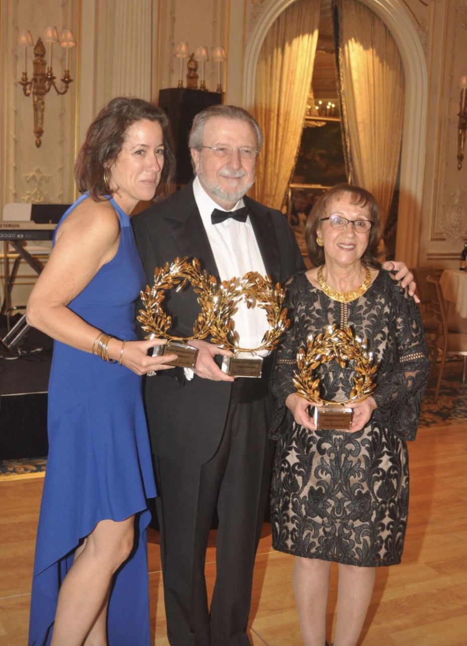 Gala honorees with their golden laurels.